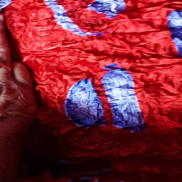 Red Hat Ladies Red Hat Bubble Top - Picture 2 of 8